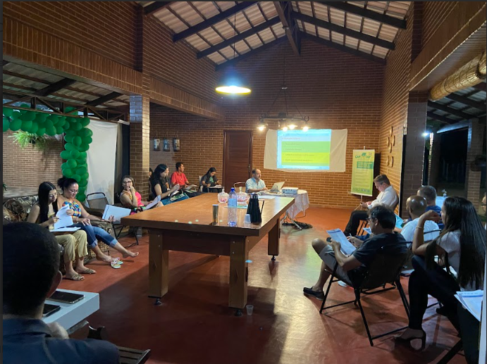 DIRETORES E SÓCIOS SE REUNEM PARA ELABORAR PLANEJAMENTO ESTRATÉGICO DA ACIMAC