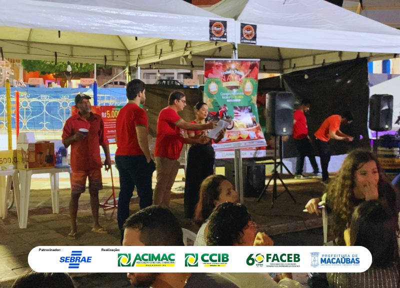 O GRANDE SORTEIO E O BINGO DO FESTIVAL DE PRÊMIOS DO NATAL DA ACIMAC É REALIZADO